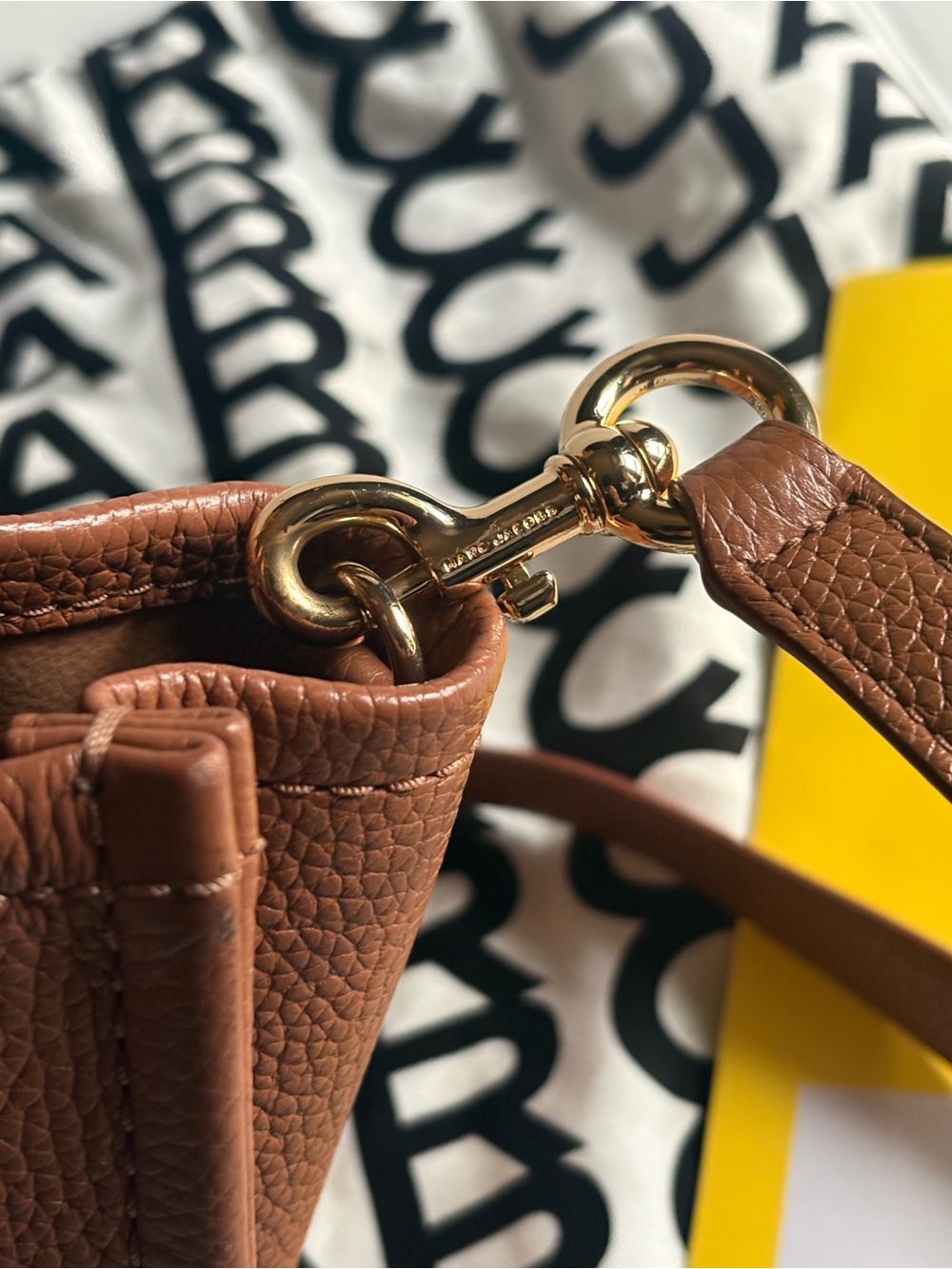 Authentic Marc Jacobs The Tote Bag in Brown - Leather Top-Handle Shoulder Bag - Picture 10 of 16